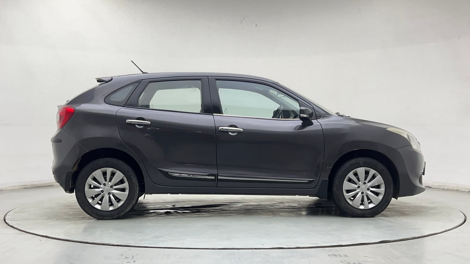 Used 2018 Maruti Suzuki Baleno Delta 1.2 Petrol Manual exterior RIGHT SIDE VIEW