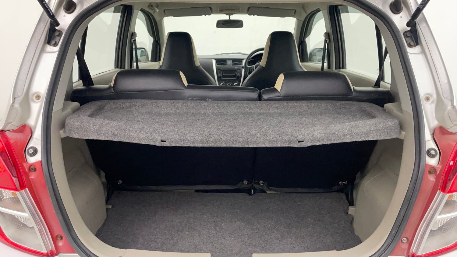 Used 2017 Maruti Suzuki Celerio ZXi Petrol Manual interior DICKY INSIDE VIEW