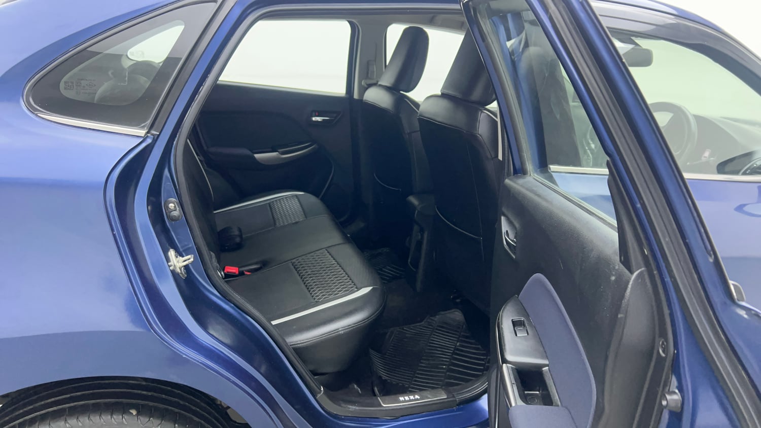 Used 2019 Maruti Suzuki Baleno Zeta Petrol Manual interior RIGHT SIDE REAR DOOR CABIN VIEW