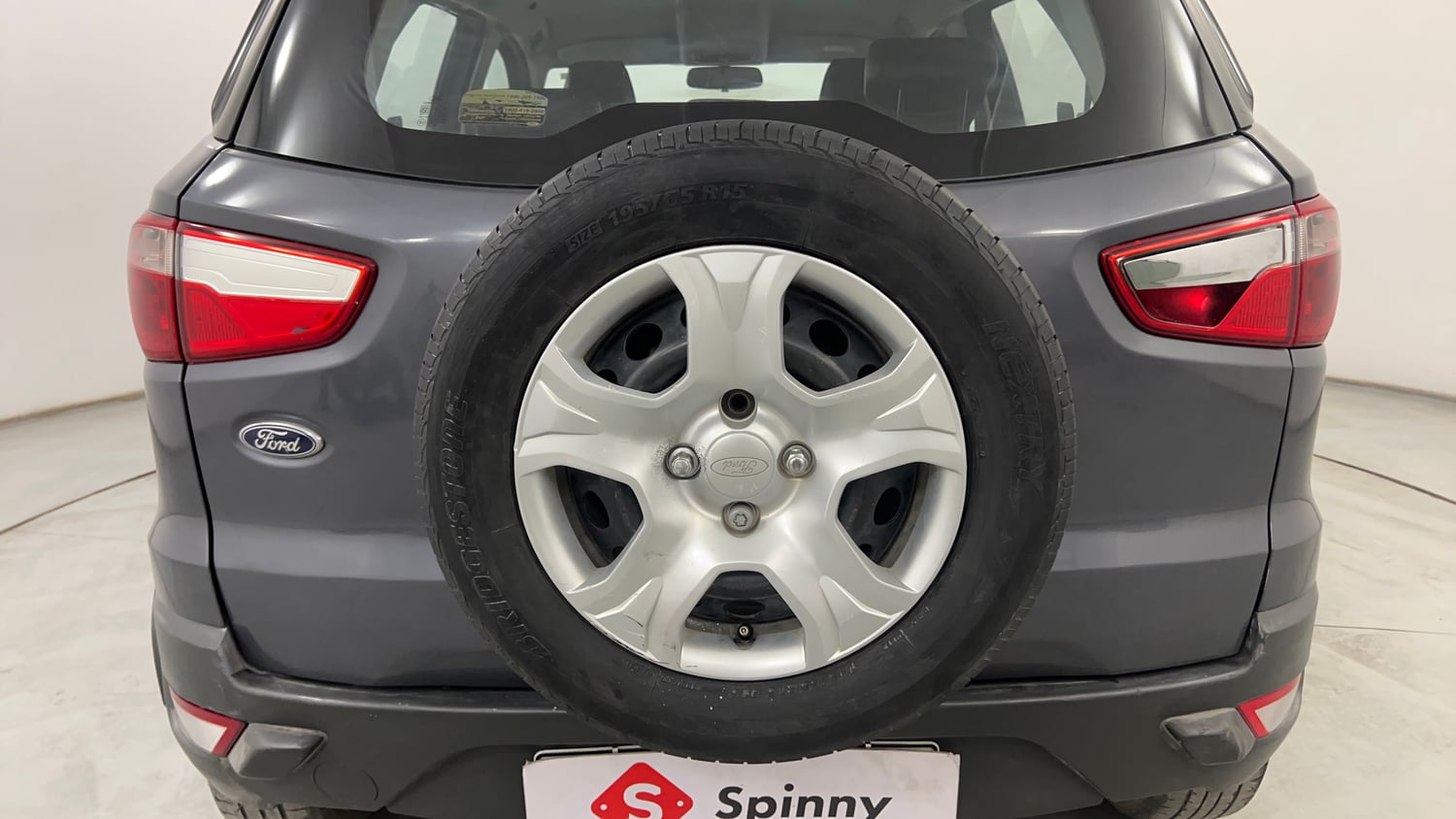 Used 2017 Ford EcoSport Trend 1.5L TDCi Diesel Manual tyres SPARE TYRE VIEW