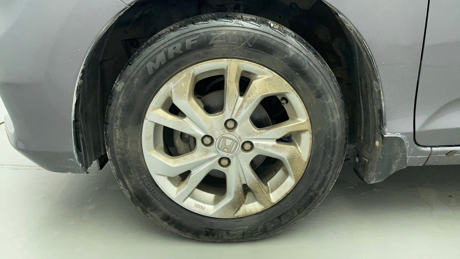 Used 2019 Honda Amaze 1.2 VX MT Petrol Petrol Manual tyres LEFT FRONT TYRE RIM VIEW