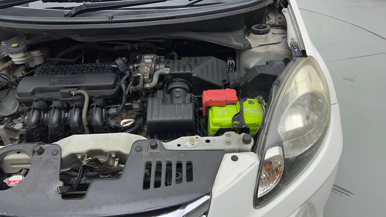 Used 2015 Honda Amaze 1.2 S i-VTEC Petrol Manual engine ENGINE LEFT SIDE VIEW