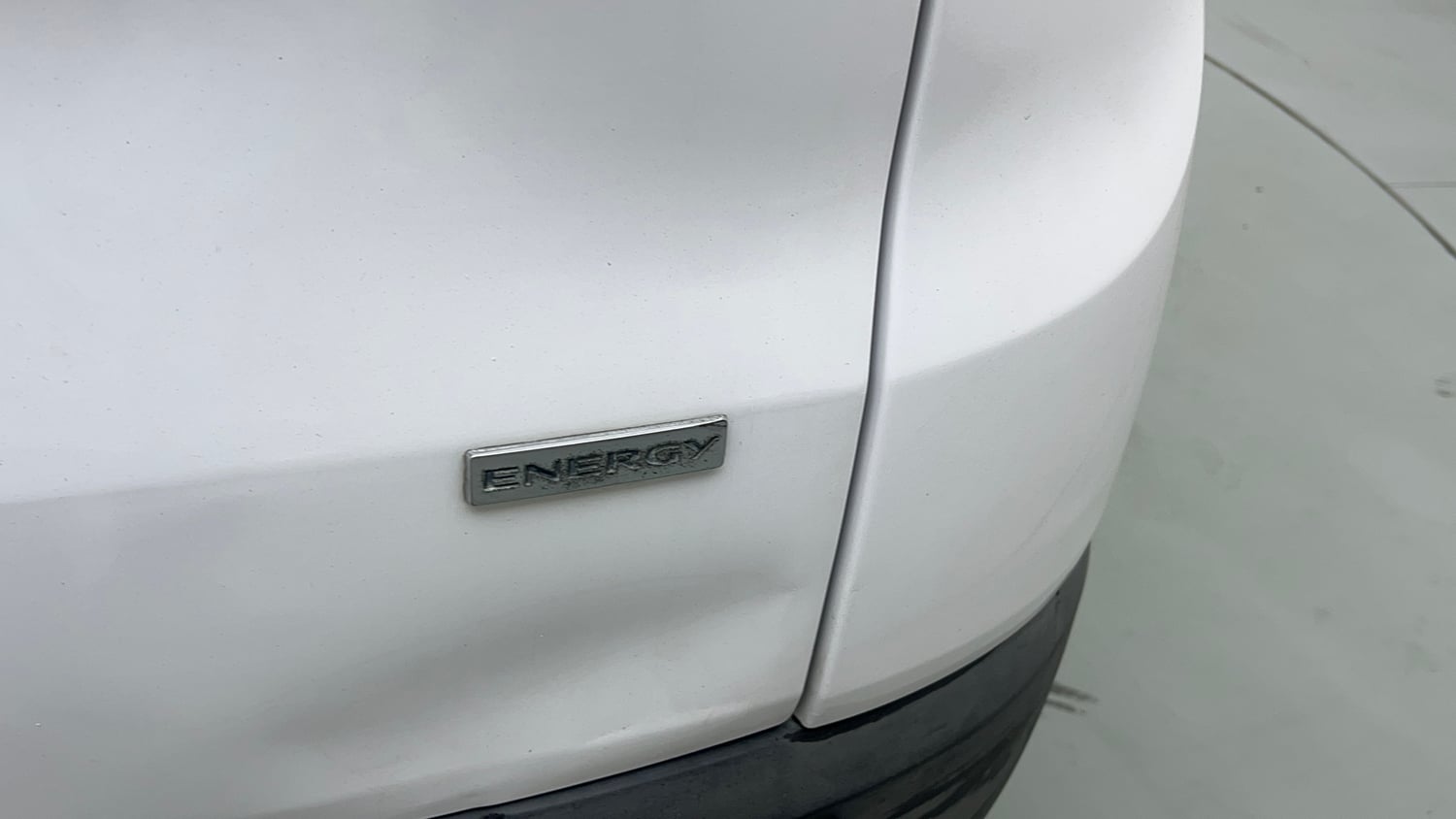 Used 2020 Renault Triber RXZ Petrol Manual dents MINOR DENT