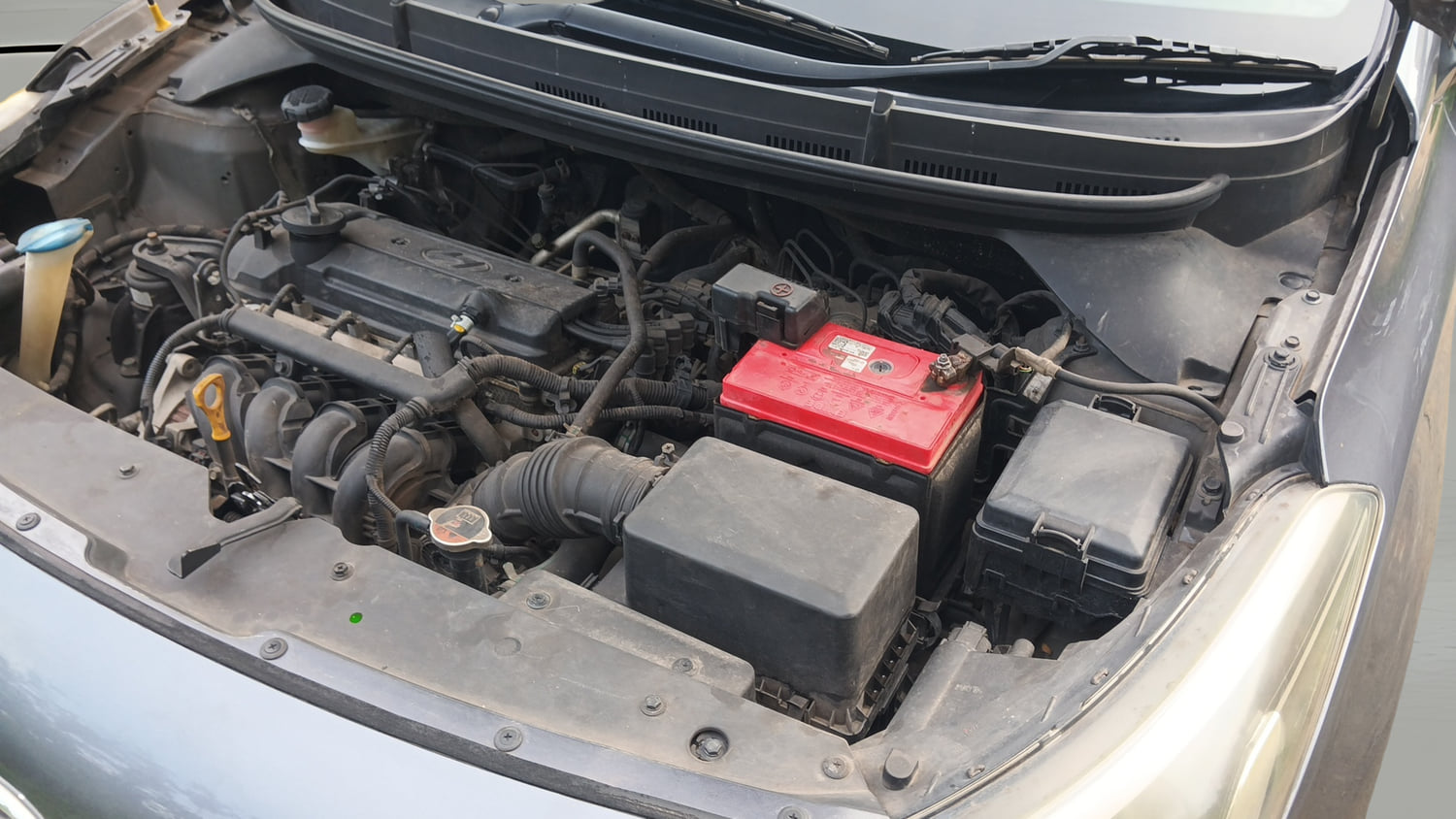 Used 2015 Hyundai Elite i20 Asta 1.2 Petrol Manual engine ENGINE LEFT SIDE VIEW
