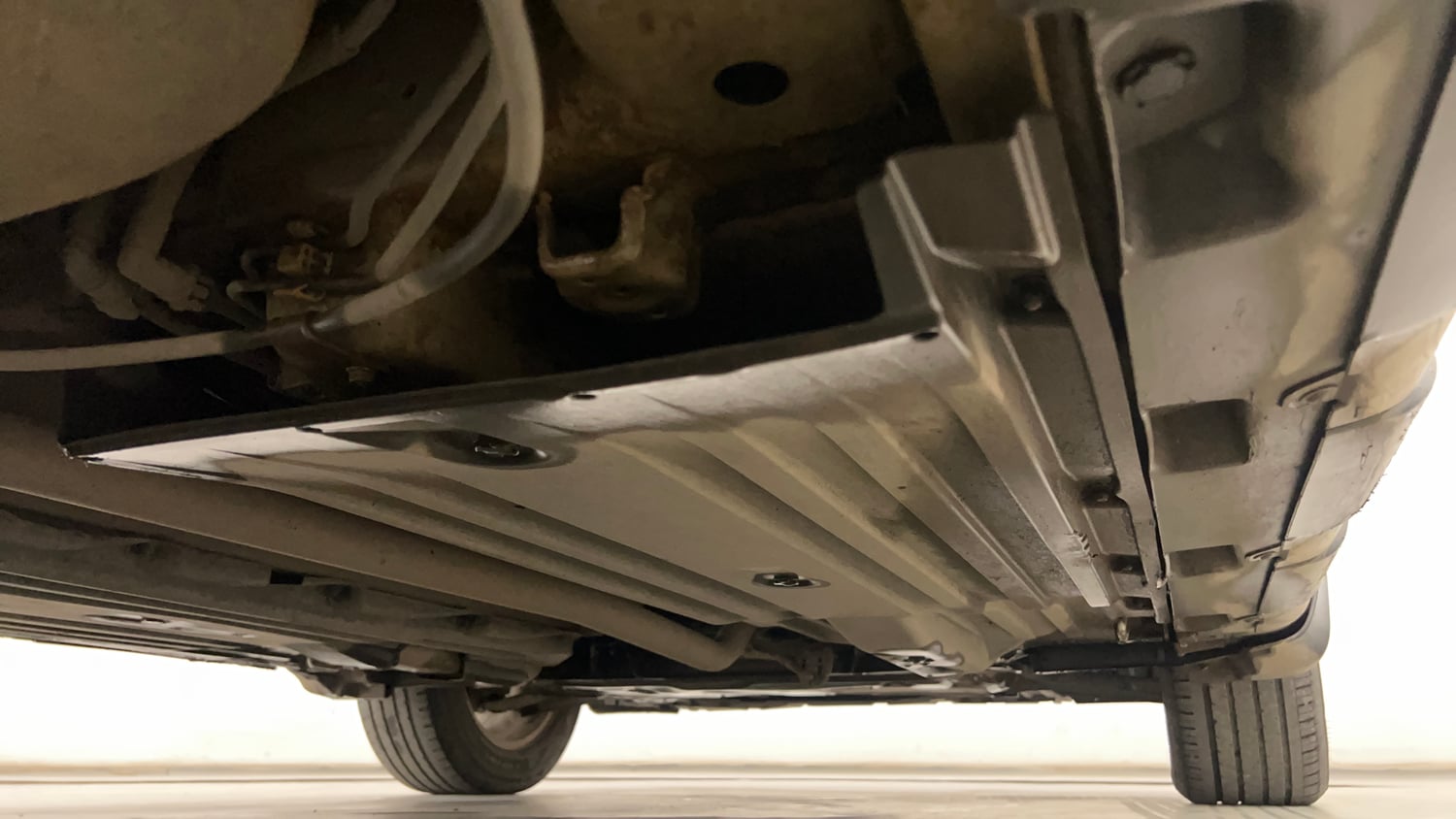 Used 2017 Maruti Suzuki Vitara Brezza [2016-2020] ZDi Plus Diesel Manual extra REAR RIGHT UNDERBODY VIEW