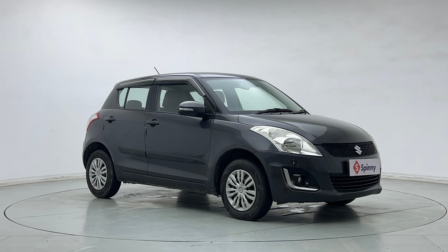 Used 2016 Maruti Suzuki Swift VXi Petrol Manual exterior RIGHT FRONT CORNER VIEW