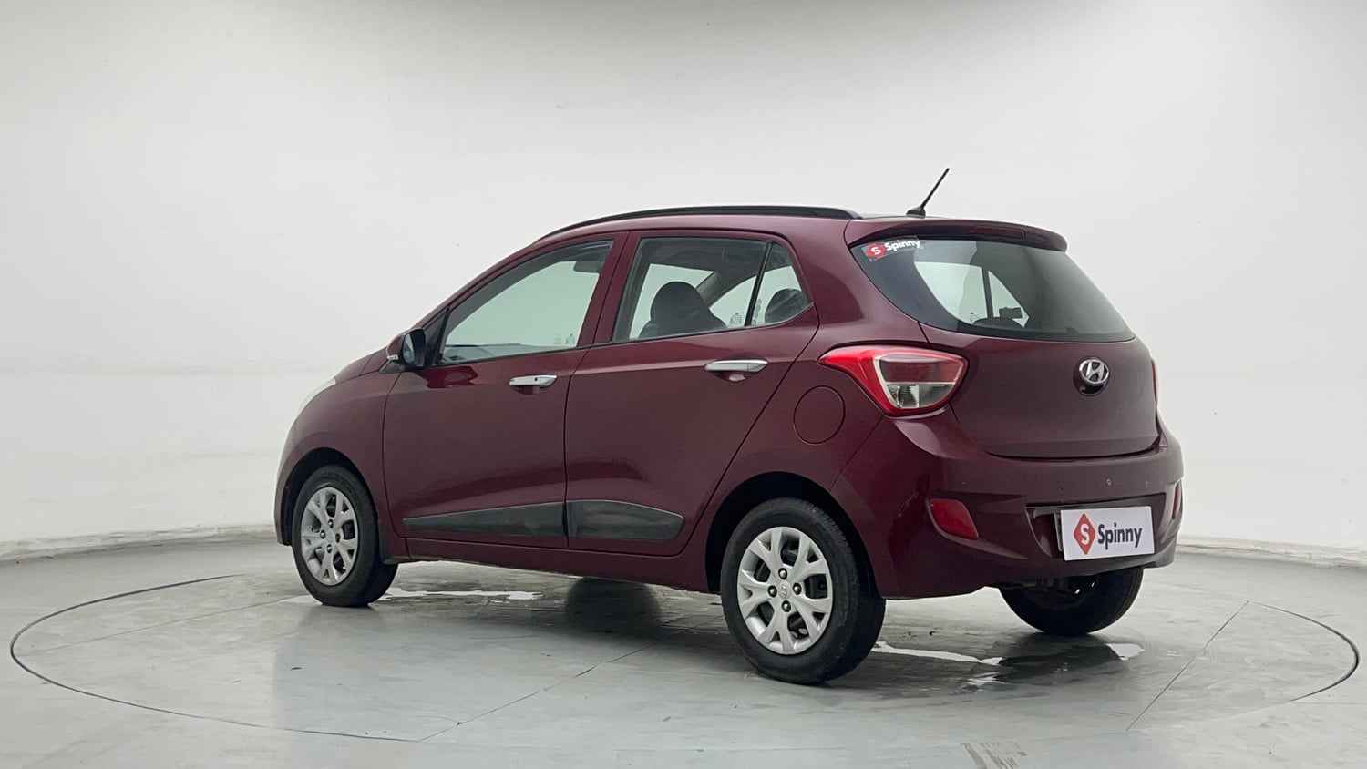 Used 2013 Hyundai Grand i10 Sportz 1.2 Kappa VTVT Petrol Manual exterior LEFT REAR CORNER VIEW