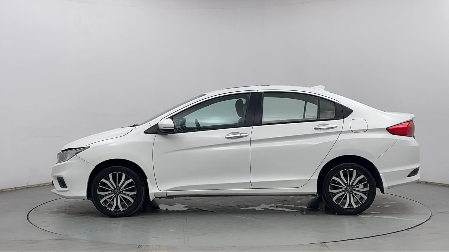 Used 2017 Honda City VX CVT Petrol Petrol Automatic exterior LEFT SIDE VIEW