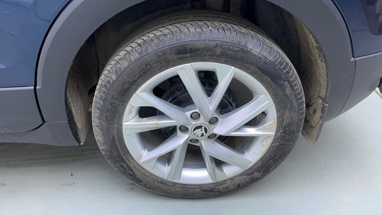 Used 2024 Skoda Kushaq Style 1.5L TSI DSG Petrol Automatic tyres LEFT REAR TYRE RIM VIEW