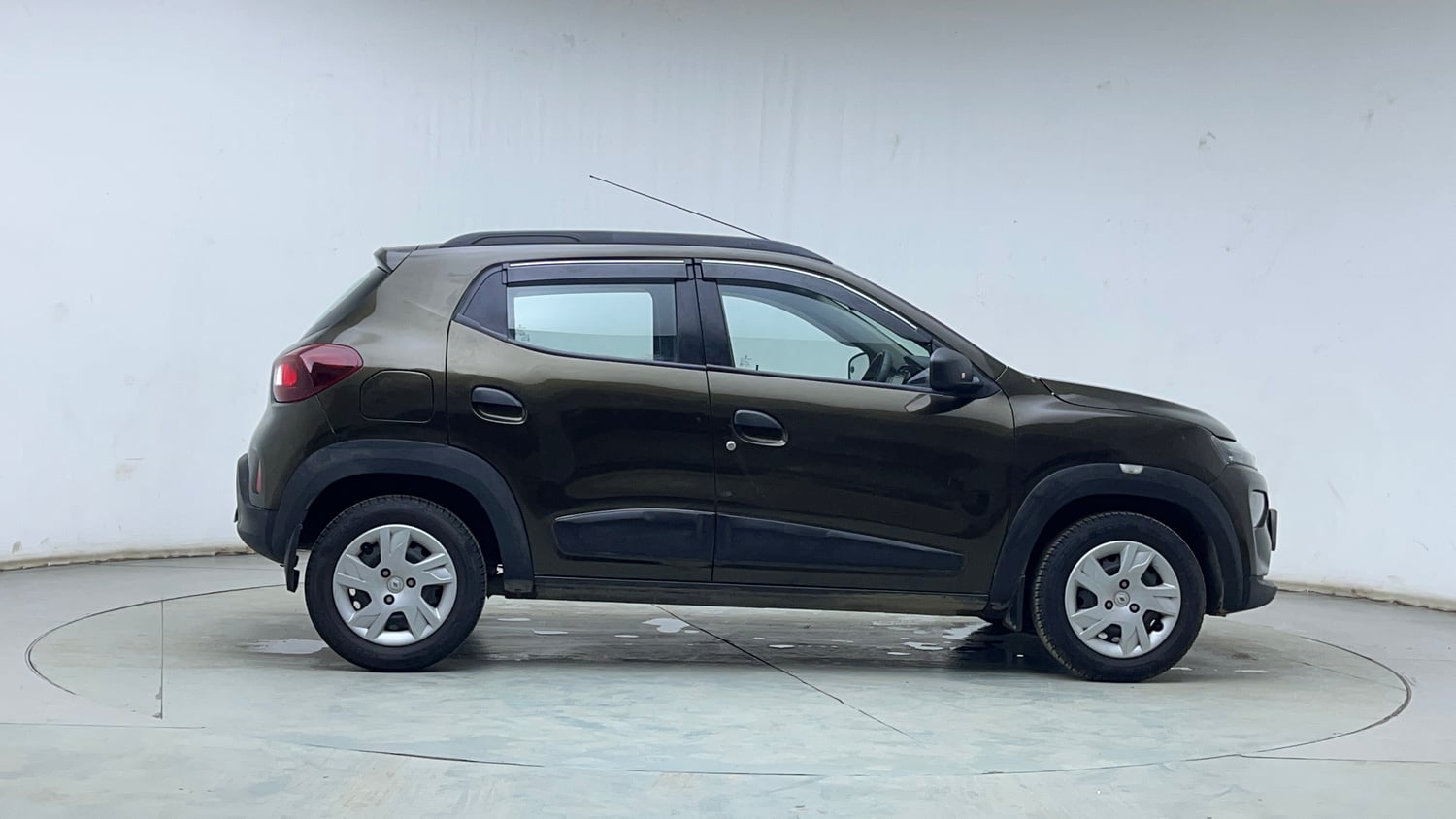 Used 2022 Renault Kwid RXT 1.0 AMT Petrol Automatic exterior RIGHT SIDE VIEW