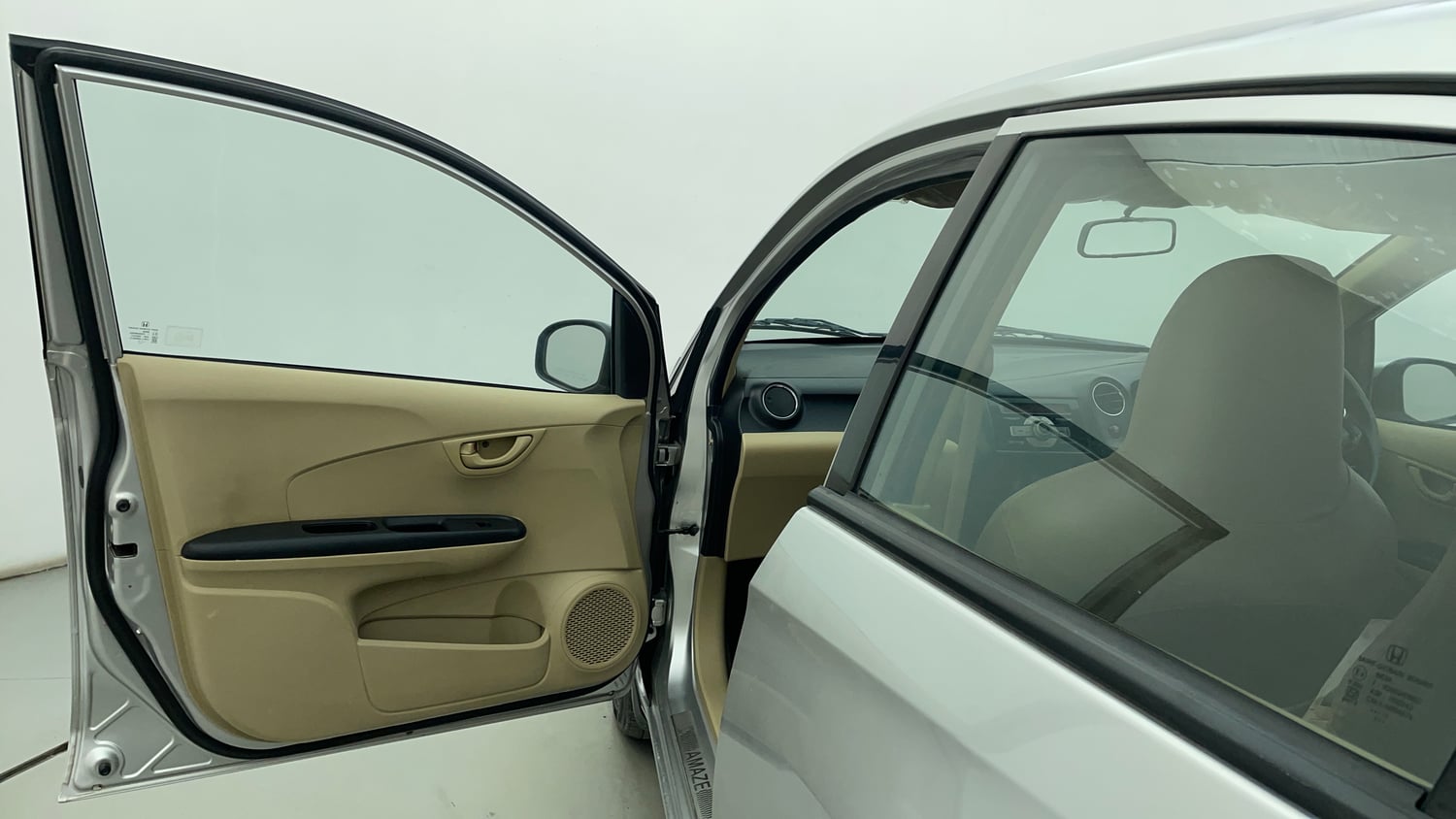 Used 2014 Honda Amaze 1.2 S i-VTEC Petrol Manual interior LEFT FRONT DOOR OPEN VIEW