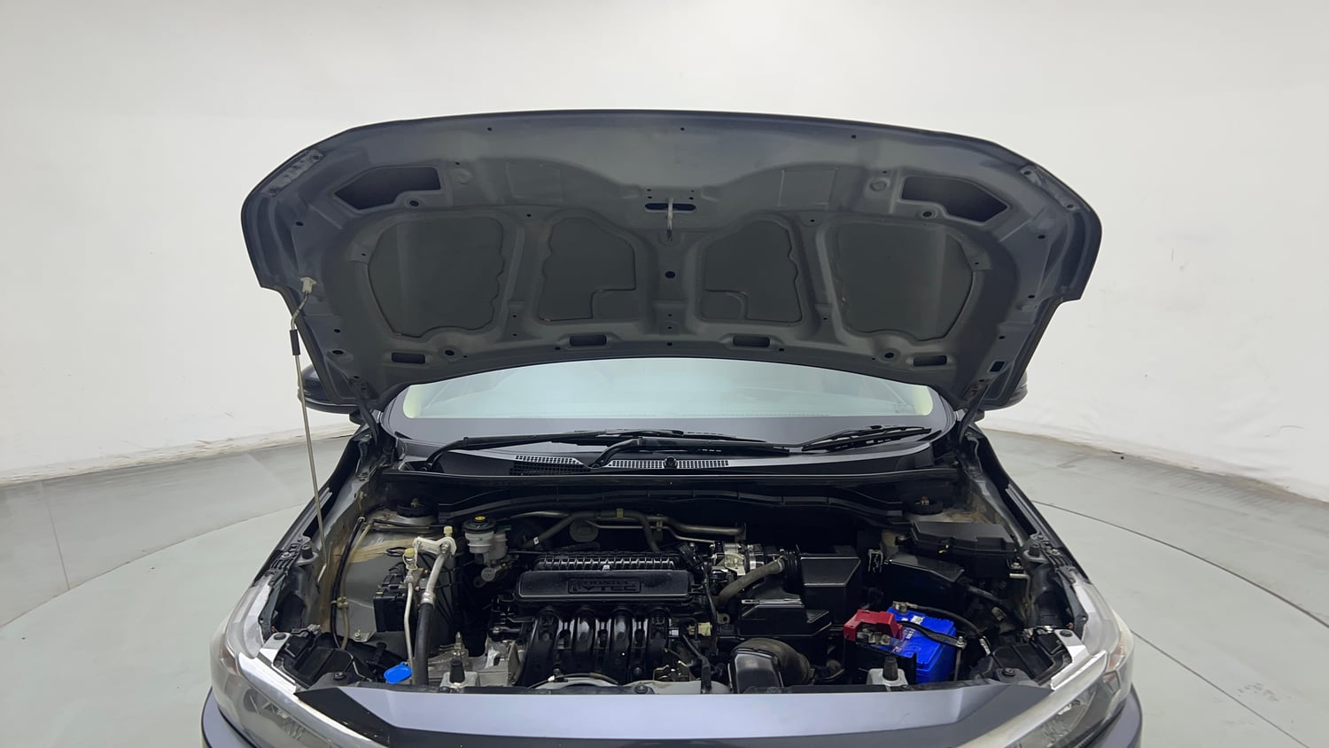 Used 2022 Honda Amaze S MT 1.2 Petrol Petrol Manual engine ENGINE & BONNET OPEN FRONT VIEW