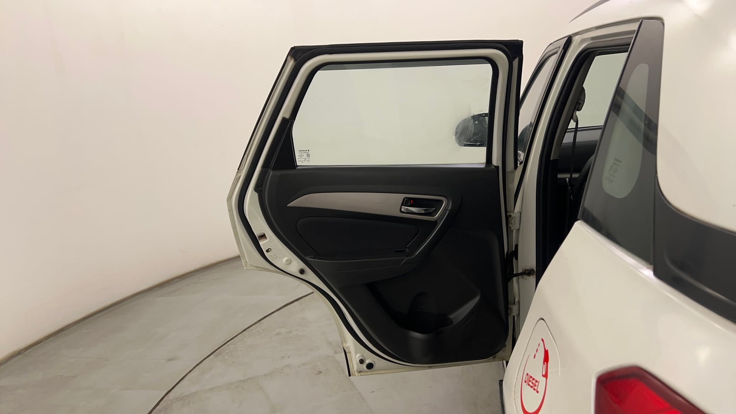 Used 2017 Maruti Suzuki Vitara Brezza [2016-2020] ZDi Plus Diesel Manual interior LEFT REAR DOOR OPEN VIEW