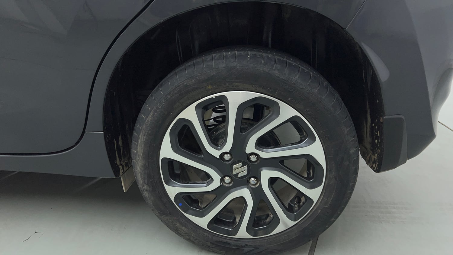 Used 2023 Maruti Suzuki Baleno Alpha MT Petrol Manual tyres LEFT REAR TYRE RIM VIEW