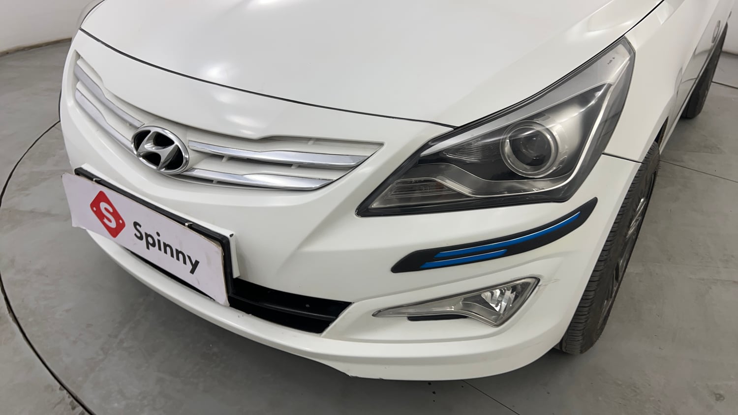 Used 2016 Hyundai Verna 1.6 CRDI S AT Diesel Automatic dents MINOR SCRATCH