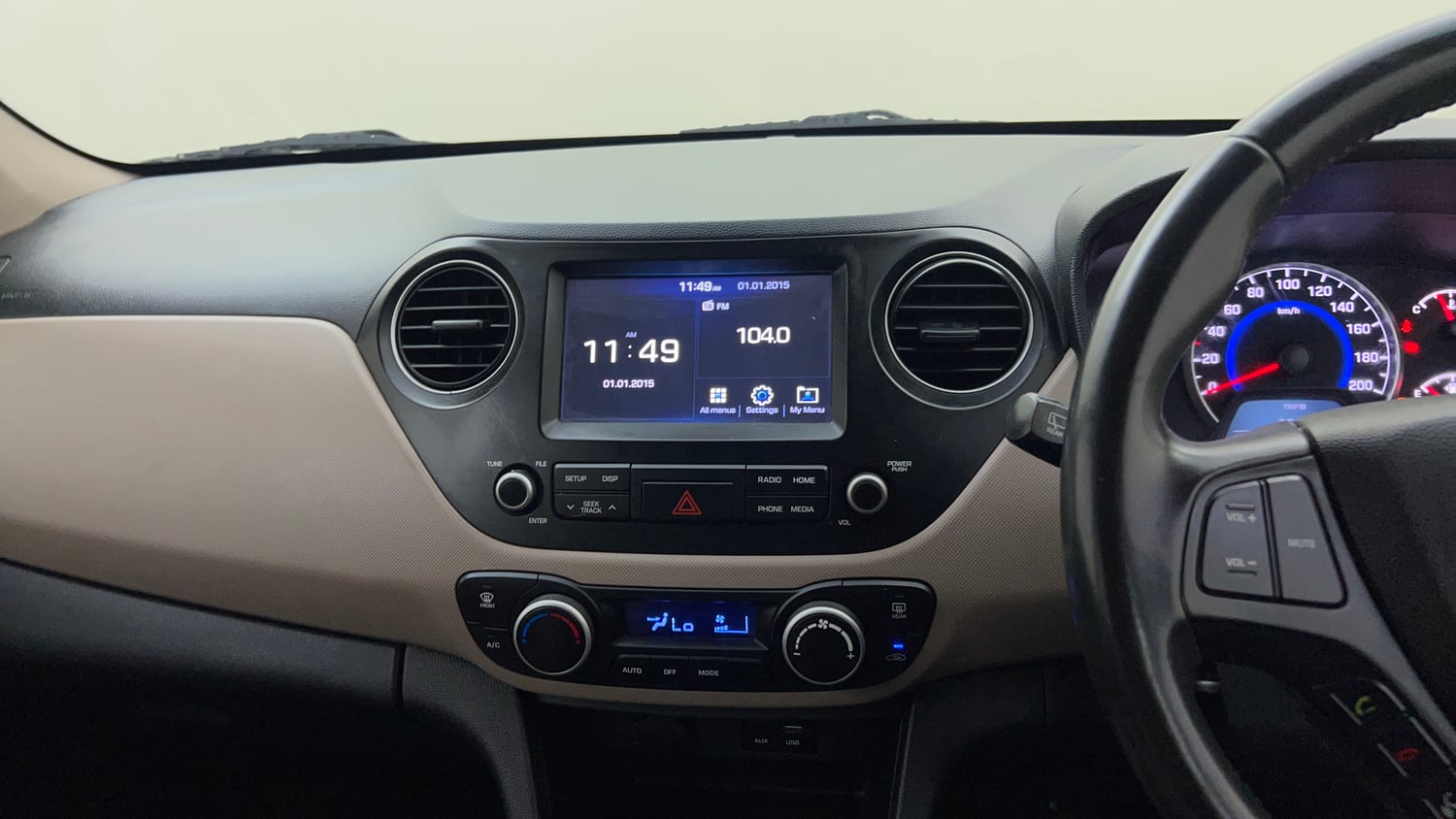 Used 2019 Hyundai Grand i10 Asta 1.2 Kappa VTVT Petrol Manual top_features Touch screen infotainment system