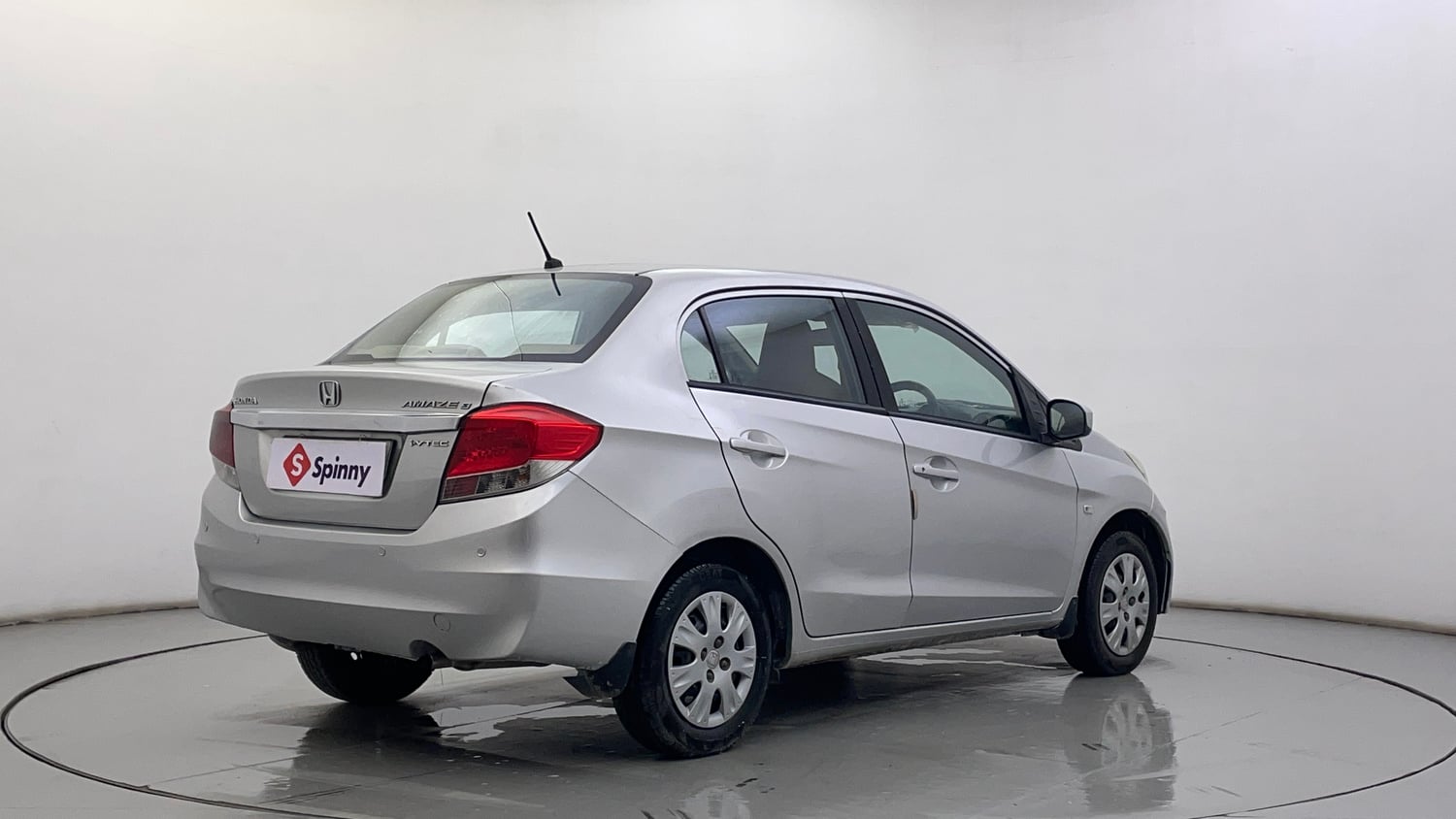 Used 2014 Honda Amaze 1.2 S i-VTEC Petrol Manual exterior RIGHT REAR CORNER VIEW
