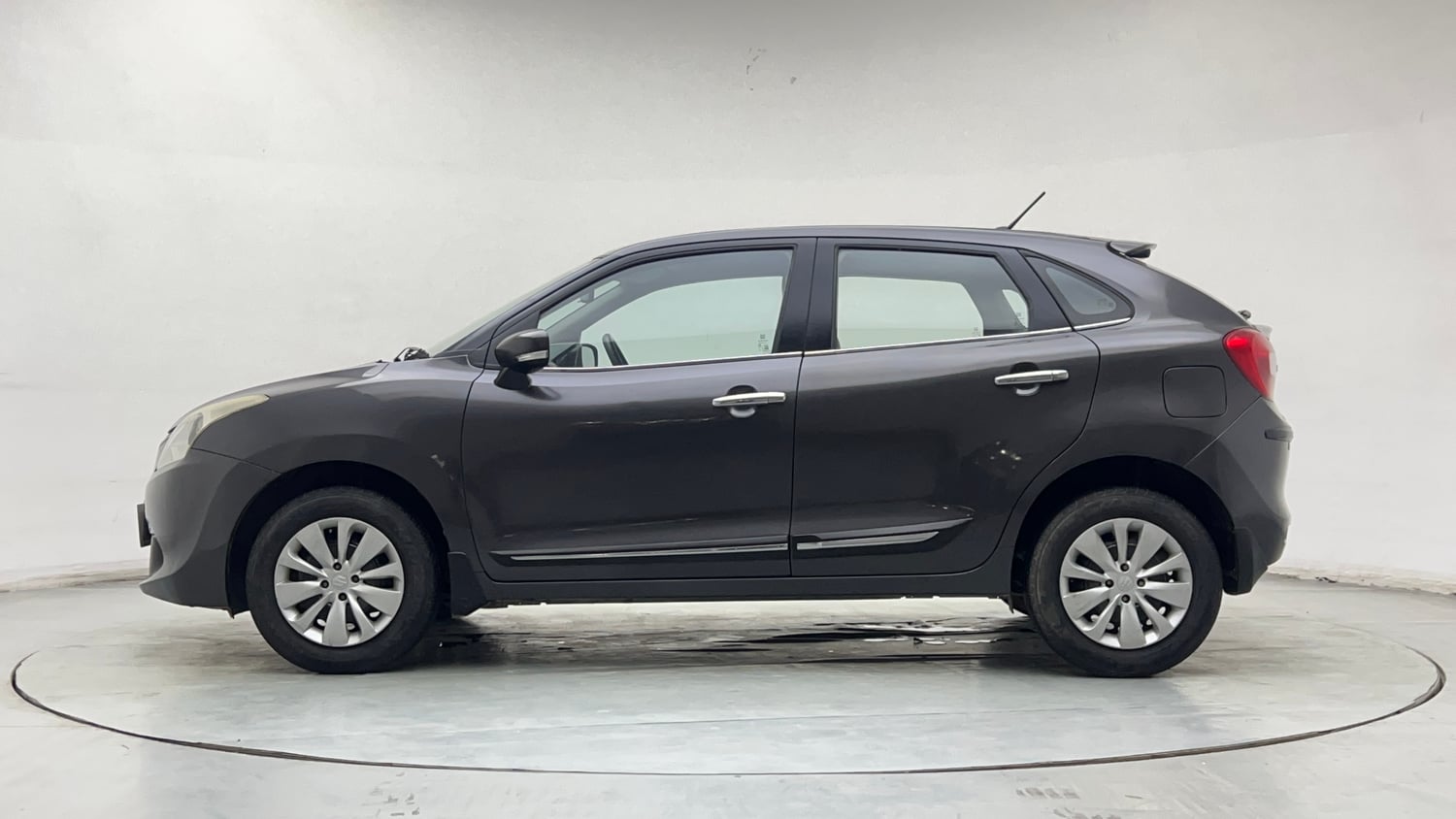 Used 2018 Maruti Suzuki Baleno Delta 1.2 Petrol Manual exterior LEFT SIDE VIEW