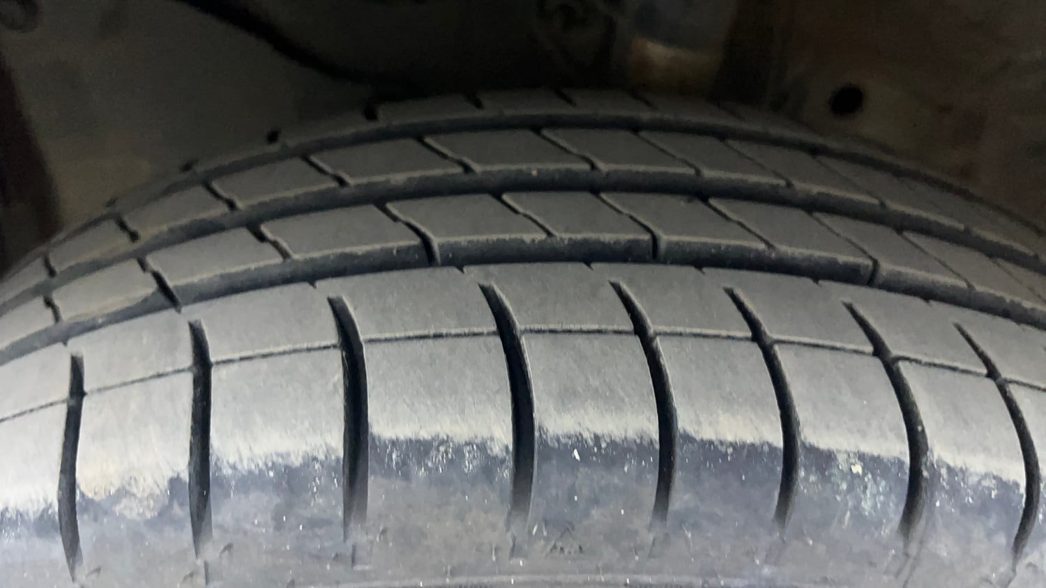 Used 2020 Honda Amaze 1.2 S MT Petrol Petrol Manual tyres LEFT FRONT TYRE TREAD VIEW