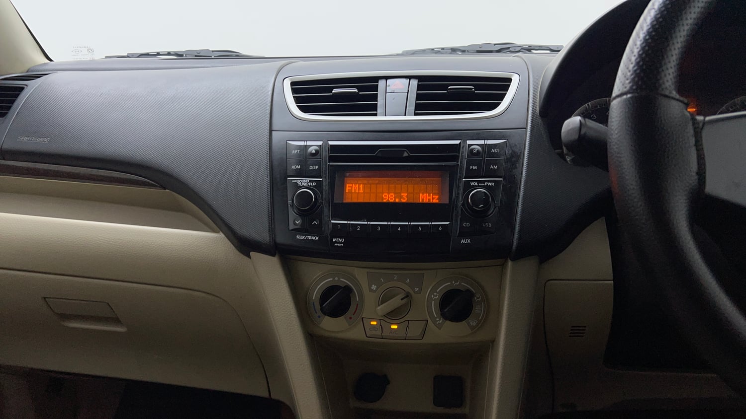 Used 2016 Maruti Suzuki Swift Dzire VXI (O) Petrol Manual top_features Integrated (in-dash) music system