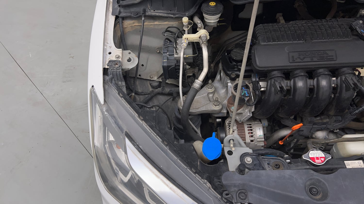 Used 2017 Honda City VX CVT Petrol Petrol Automatic engine ENGINE RIGHT SIDE VIEW