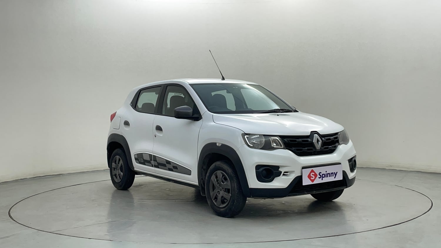 Used 2018 Renault Kwid 1.0 RXL Petrol Manual exterior RIGHT FRONT CORNER VIEW