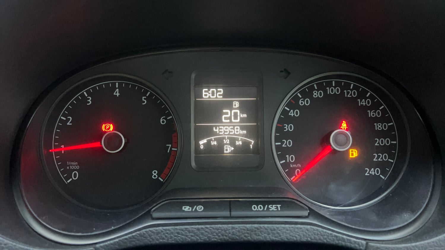 Used 2019 Volkswagen Ameo Highline1.0L (P) Petrol Manual interior CLUSTERMETER VIEW