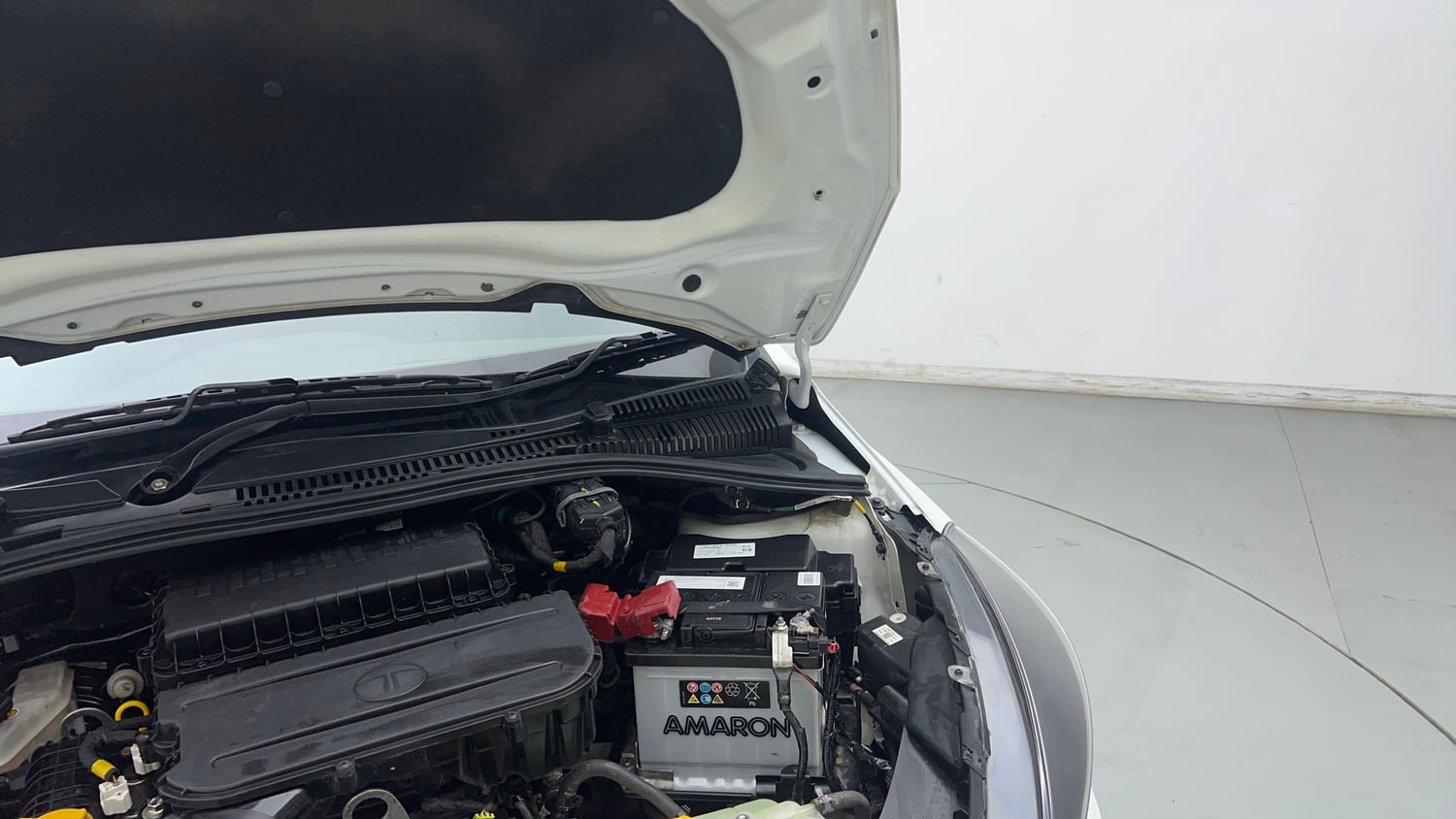 Used 2025 Tata Tiago XE Petrol Manual engine ENGINE LEFT SIDE HINGE & APRON VIEW