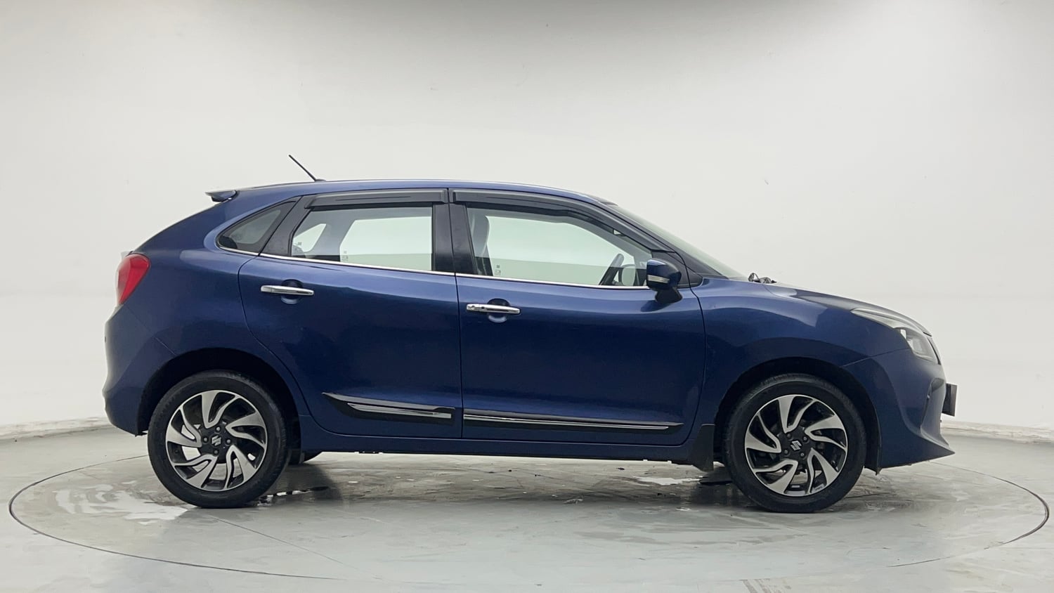 Used 2019 Maruti Suzuki Baleno Zeta Petrol Manual exterior RIGHT SIDE VIEW