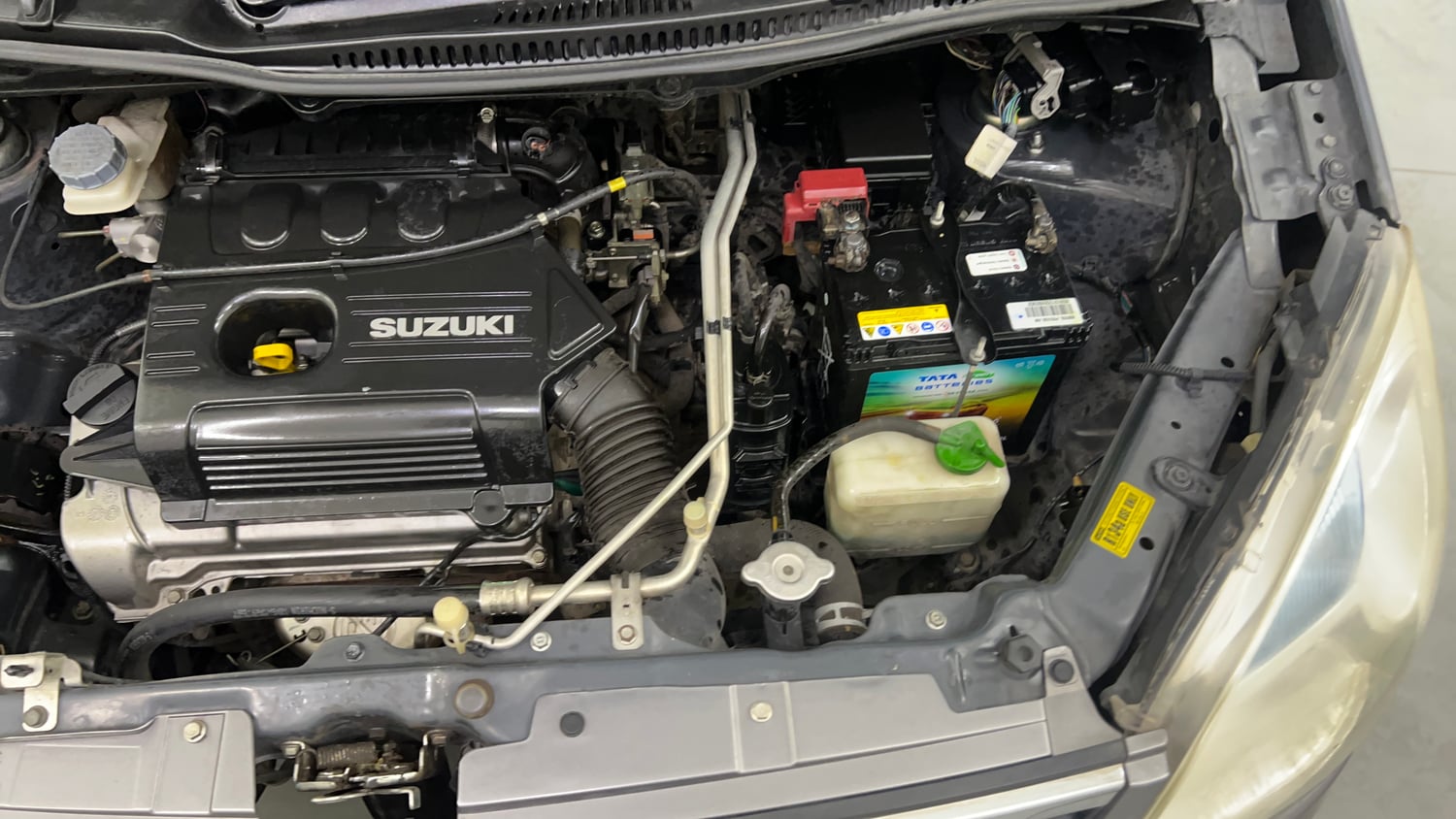 Used 2013 Maruti Suzuki Wagon R VXI Petrol Manual engine ENGINE LEFT SIDE VIEW
