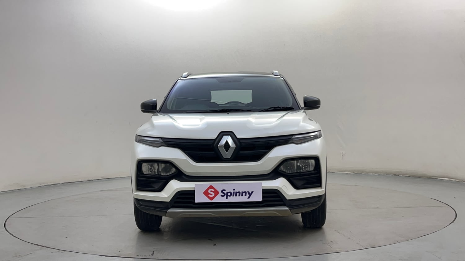 Used 2025 Renault Kiger RXL Petrol Manual exterior FRONT VIEW