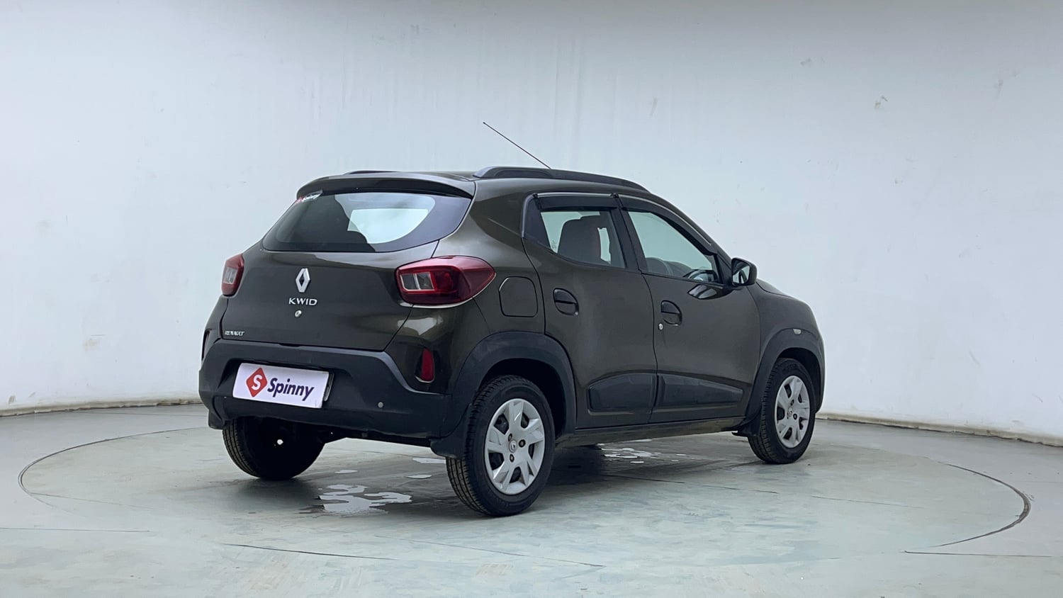 Used 2022 Renault Kwid RXT 1.0 AMT Petrol Automatic exterior RIGHT REAR CORNER VIEW