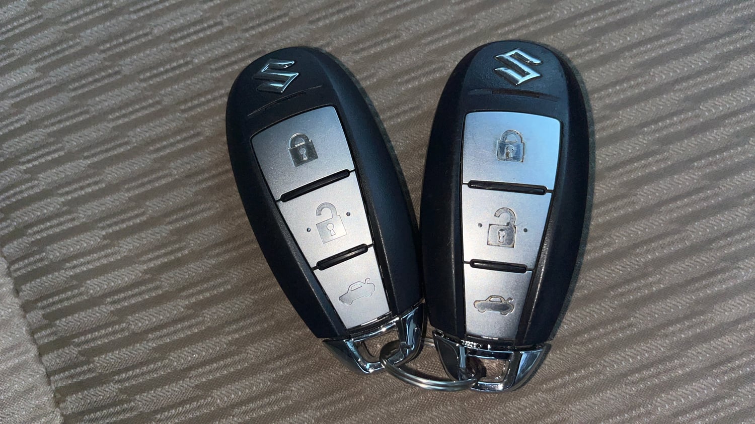 Used 2018 Maruti Suzuki Ciaz Zeta Hybrid 1.5 AT Petrol Automatic extra CAR KEY VIEW