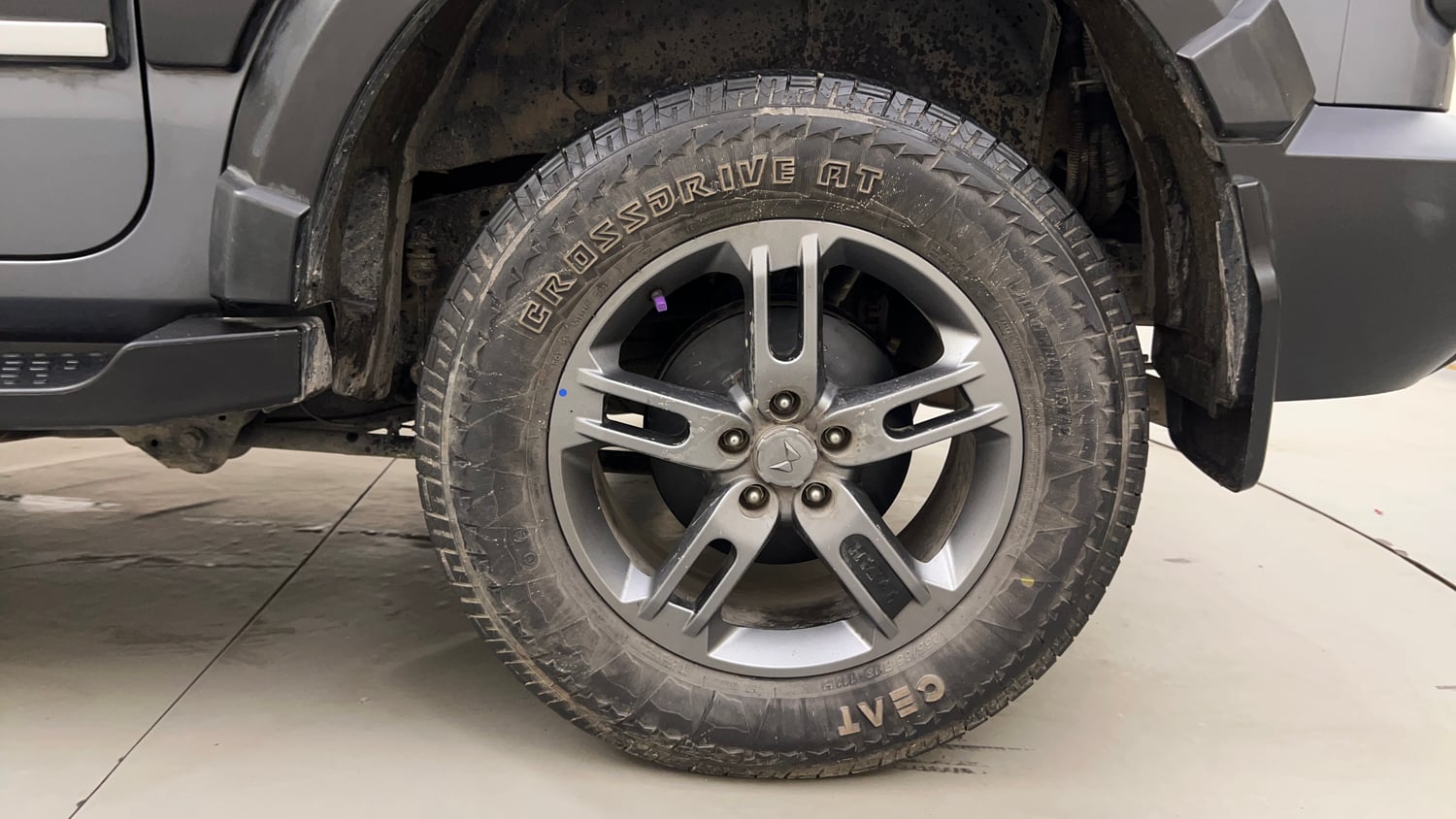 Used 2023 mahindra Thar LX Hard Top Petrol MT 4WD Petrol Manual tyres LEFT REAR TYRE RIM VIEW