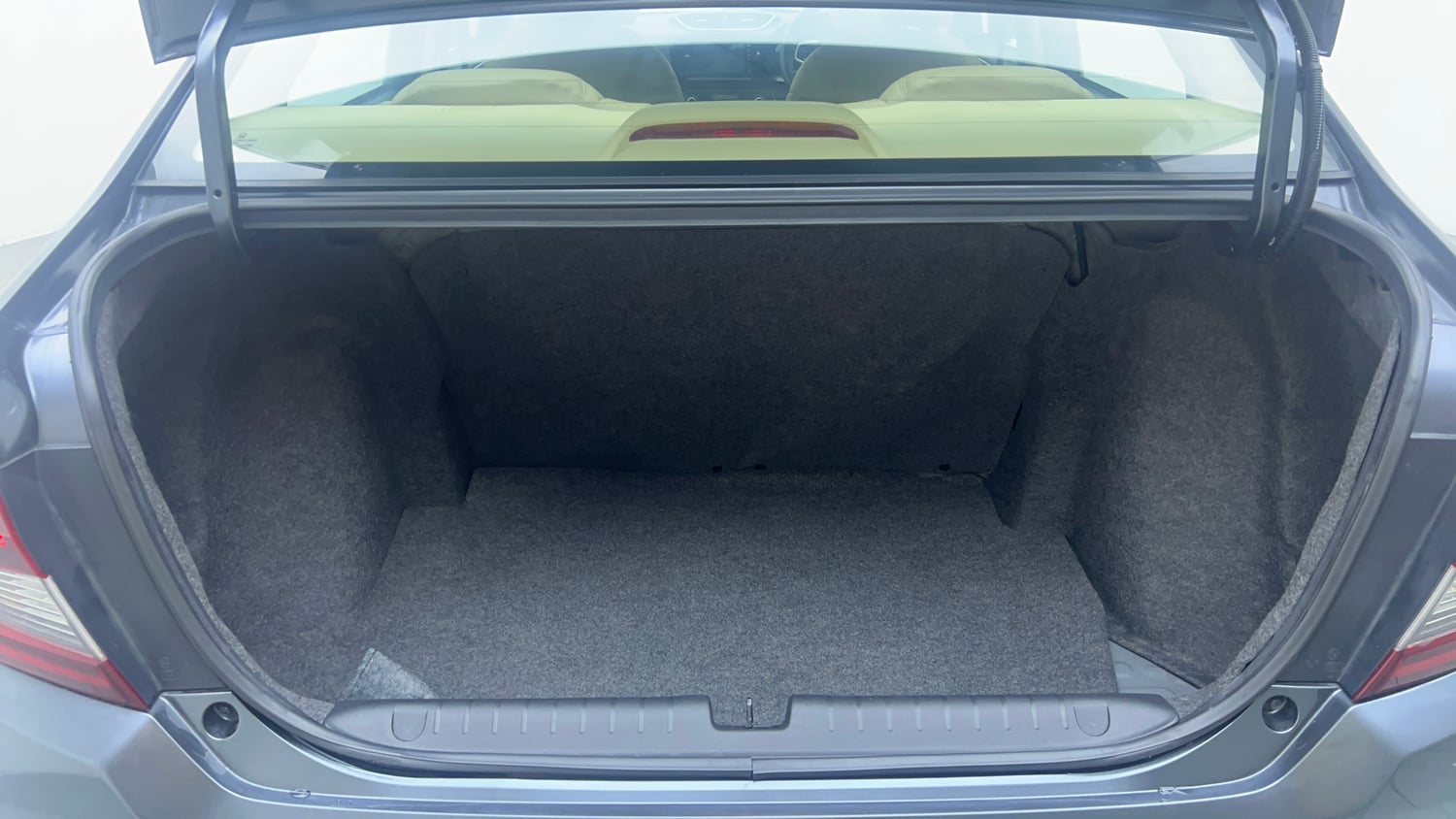 Used 2023 Honda Amaze VX CVT 1.2 Petrol Petrol Automatic interior DICKY INSIDE VIEW