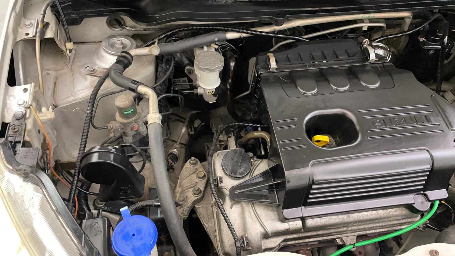 Used 2017 Maruti Suzuki Celerio ZXi Petrol Manual engine ENGINE RIGHT SIDE VIEW