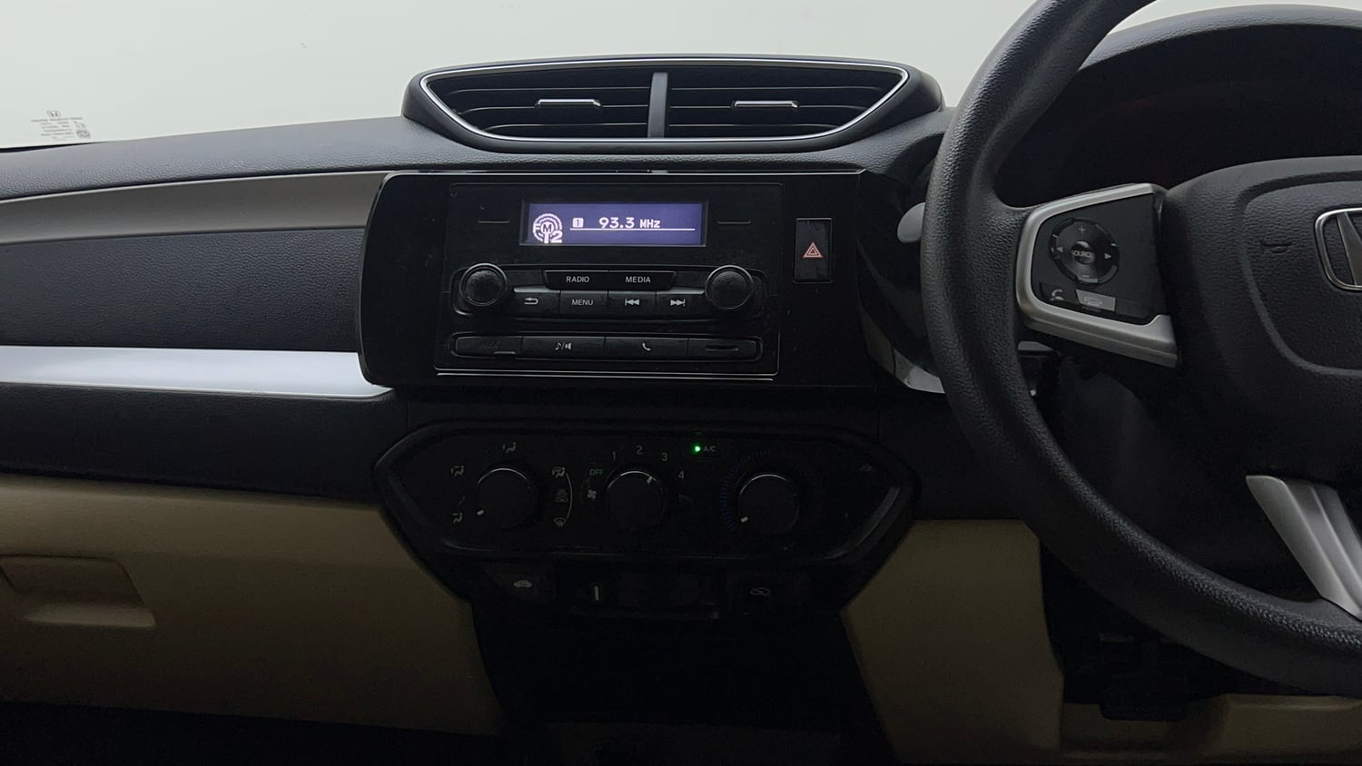 Used 2022 Honda Amaze S MT 1.2 Petrol Petrol Manual interior MUSIC SYSTEM & AC CONTROL VIEW