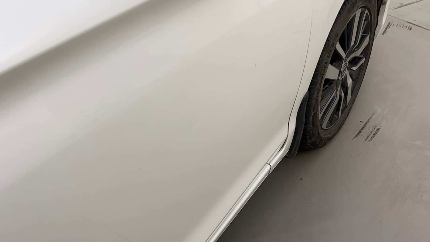 Used 2021 Honda City ZX CVT Petrol Petrol Automatic dents MINOR DENT