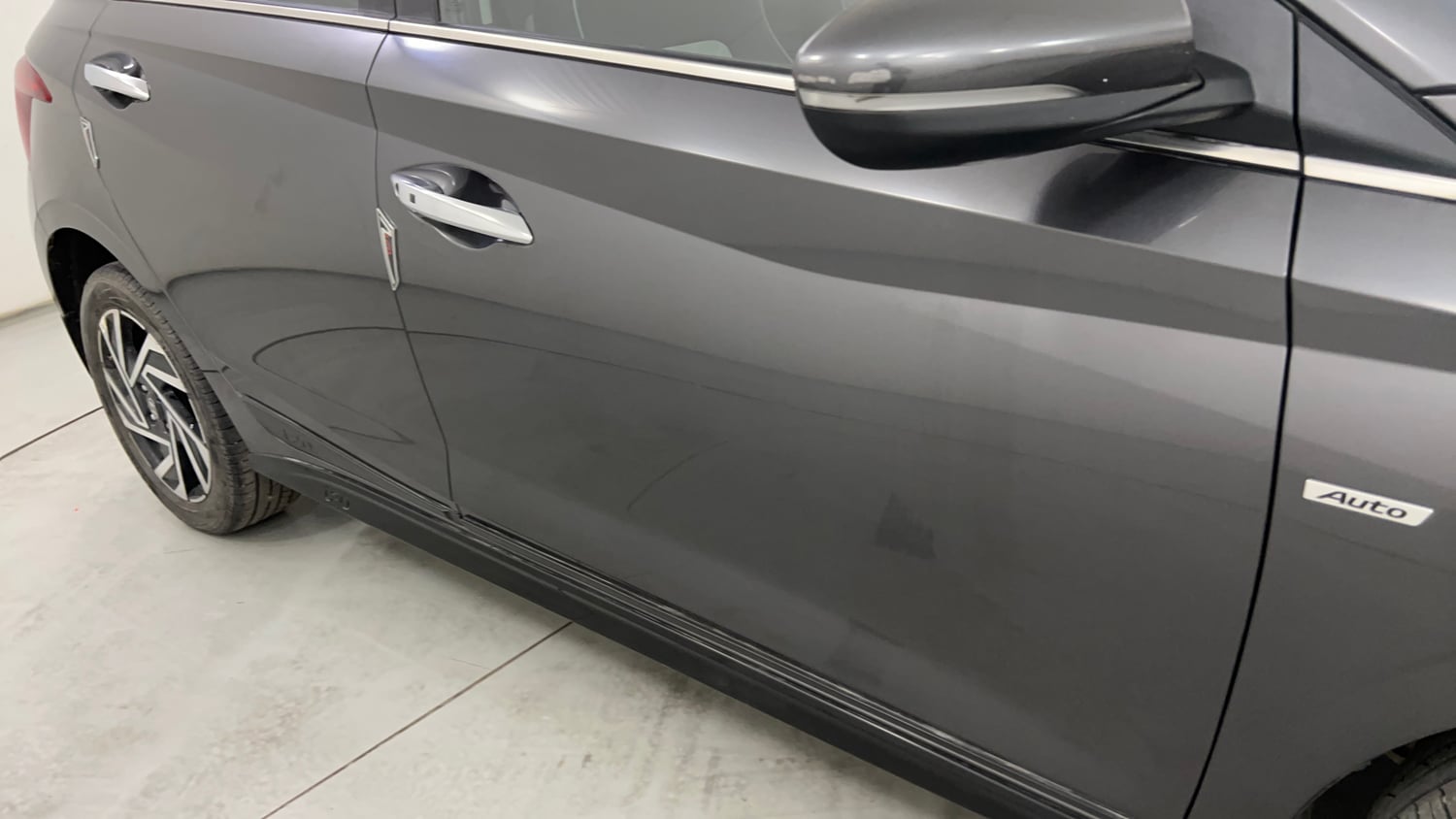 Used 2025 Hyundai New i20 Asta (O) 1.2 IVT Petrol Automatic dents MINOR SCRATCH