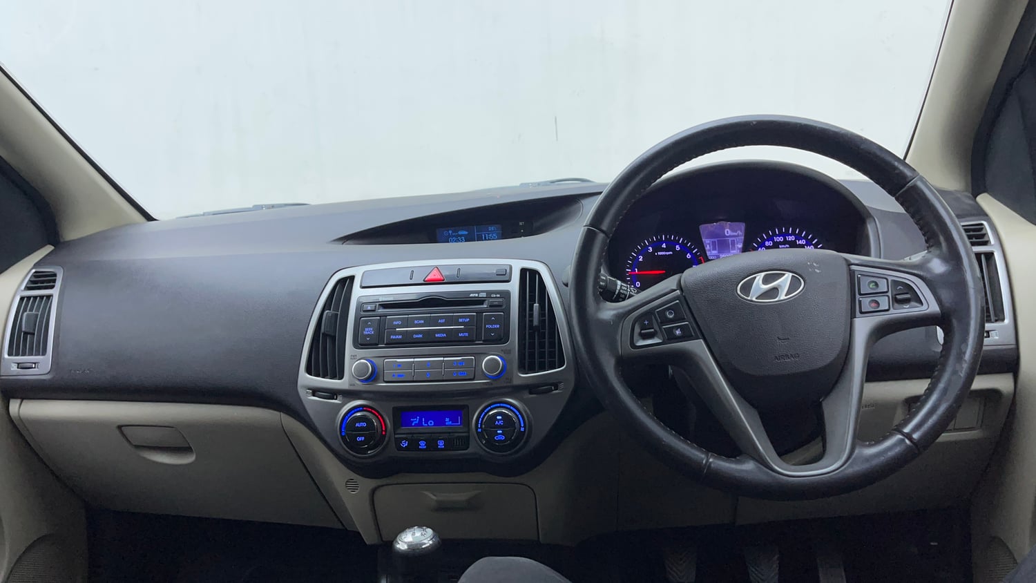 Used 2012 Hyundai i20 Asta 1.2 Petrol Manual interior DASHBOARD VIEW