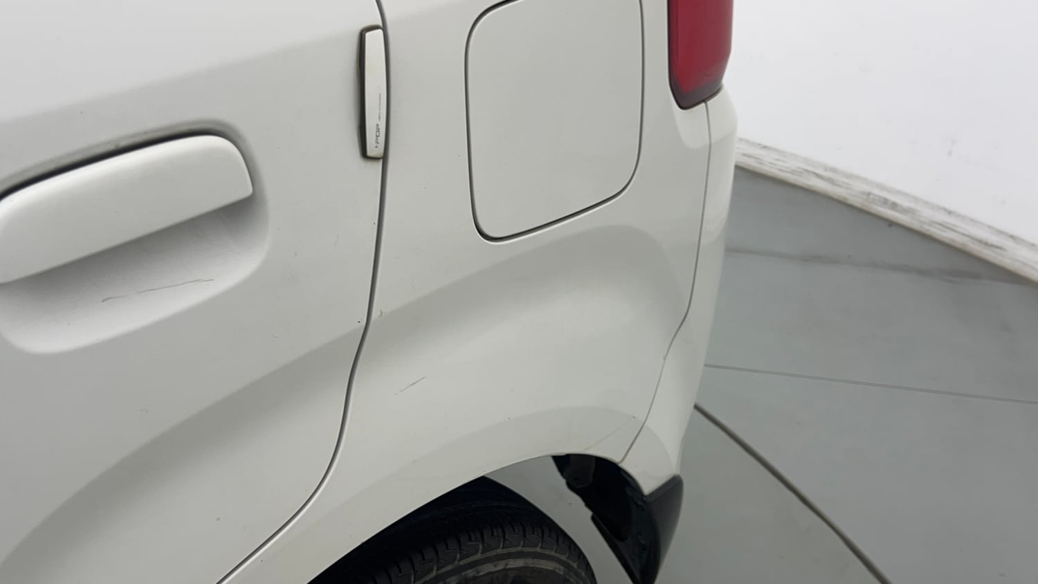 Used 2020 Maruti Suzuki Wagon R 1.0 VXi 1.0 AMT Petrol Automatic dents MINOR SCRATCH