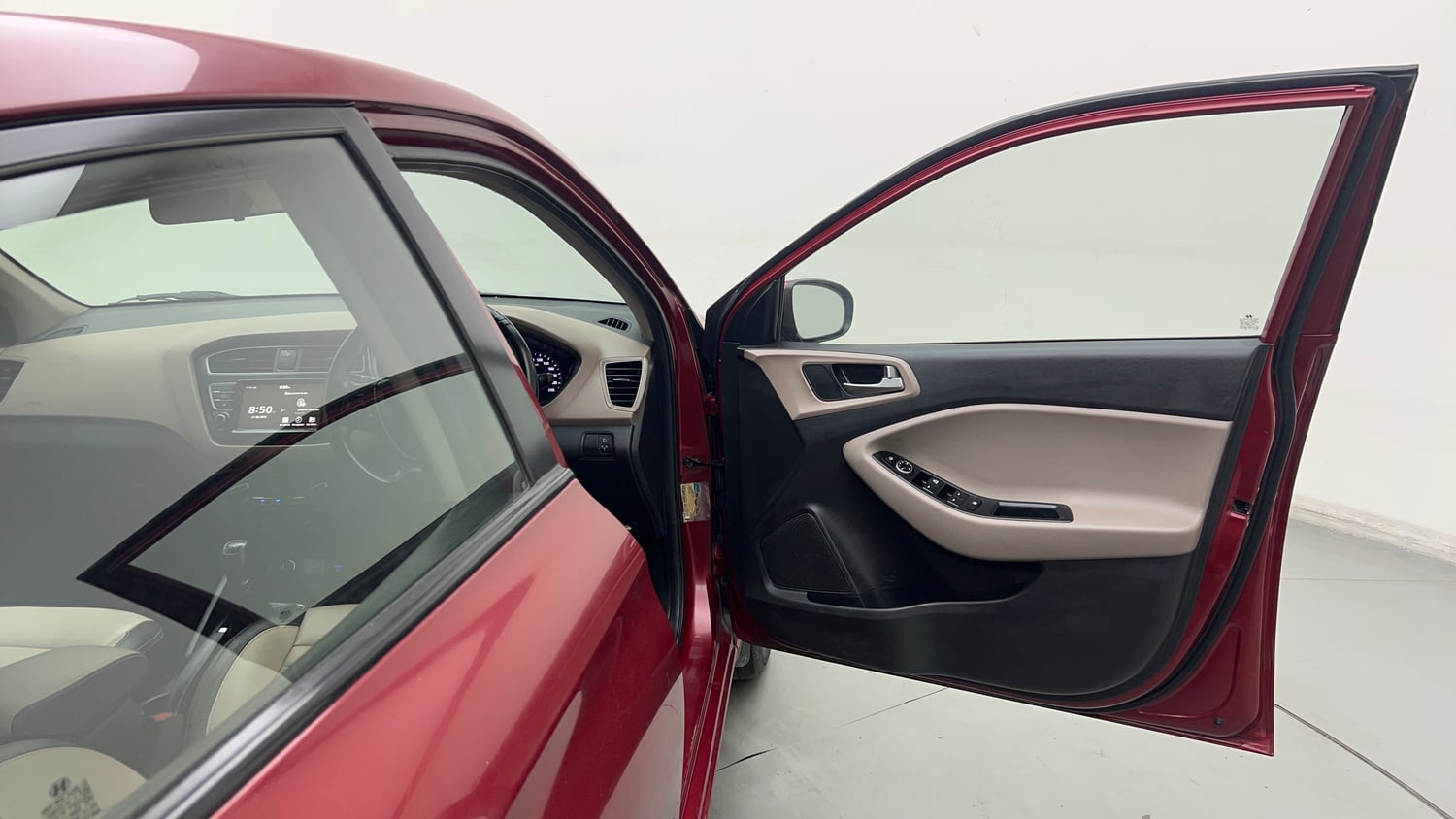 Used 2019 Hyundai Elite i20 Sportz Plus 1.2 Petrol Manual interior RIGHT FRONT DOOR OPEN VIEW