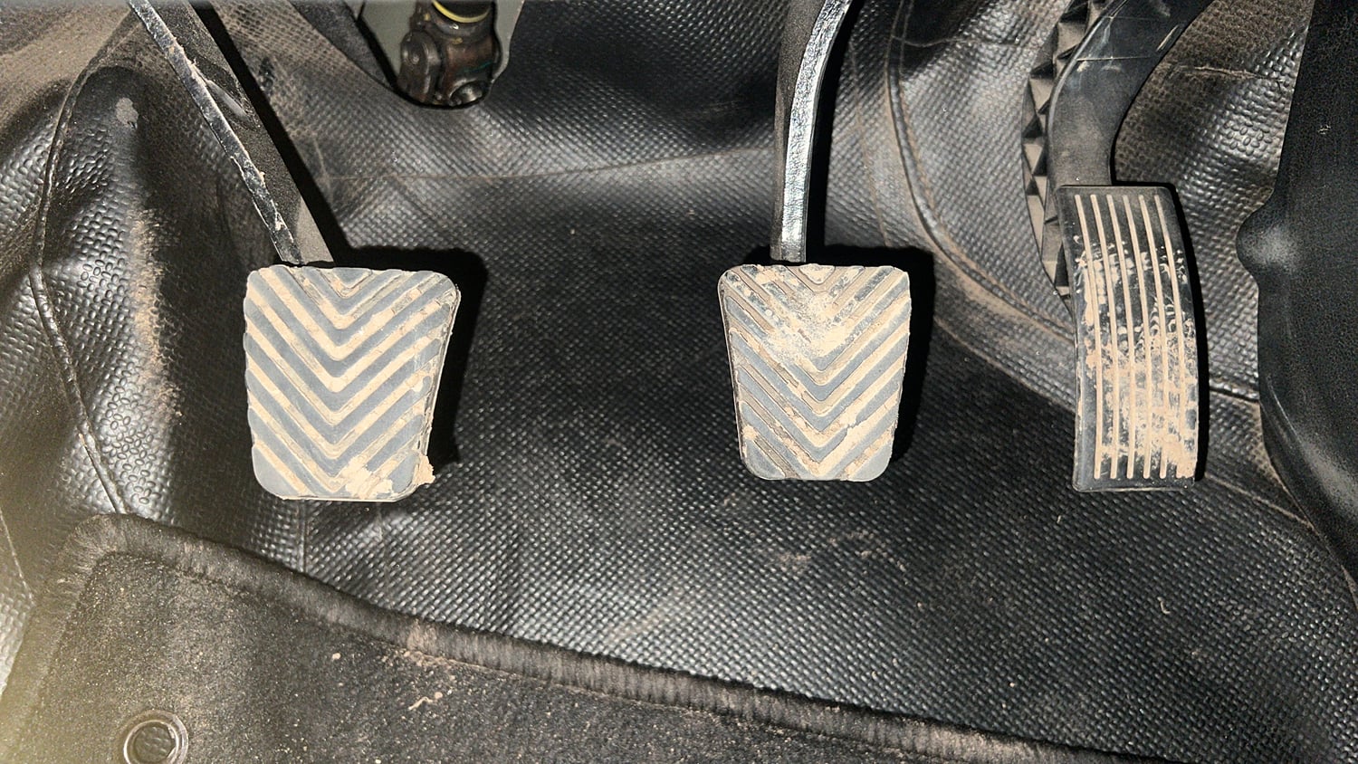 Used 2021 Hyundai Venue SX 1.0 Turbo Petrol Manual interior PEDALS VIEW