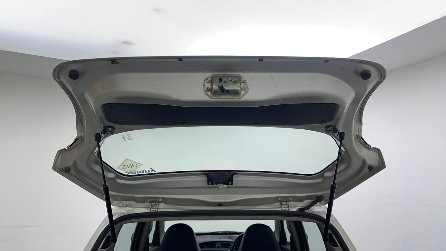 Used 2023 Maruti Suzuki Alto 800 LXi (O) CNG Cng Manual interior DICKY DOOR OPEN VIEW