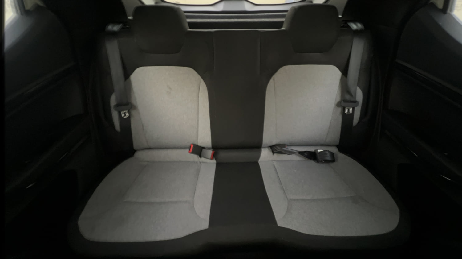 Used 2025 Renault Kiger RXL Petrol Manual interior REAR SEAT CONDITION VIEW