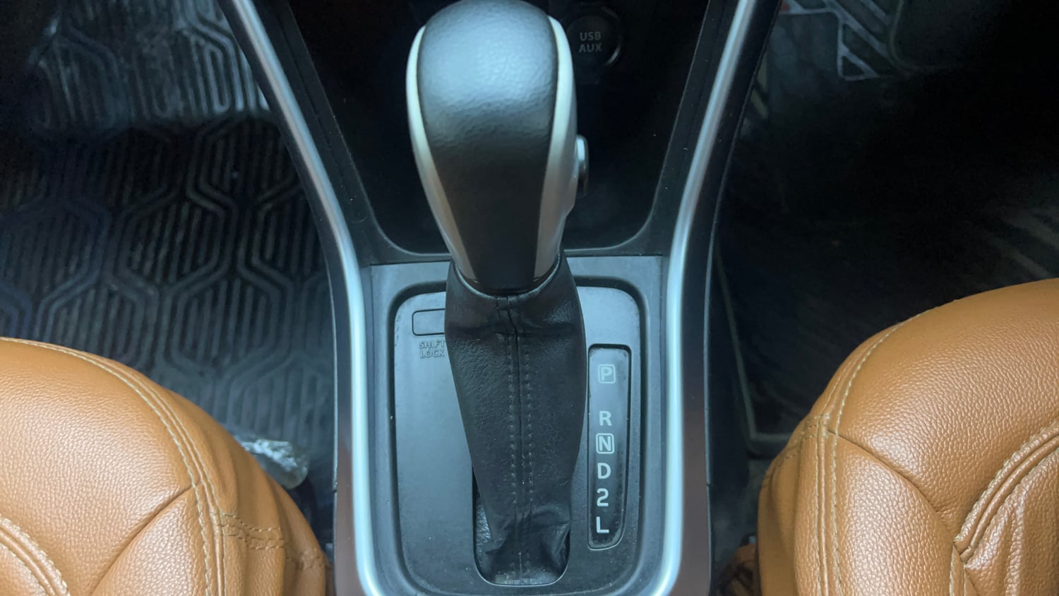 Used 2021 Maruti Suzuki S-Cross Zeta AT Petrol Automatic interior GEAR  KNOB VIEW