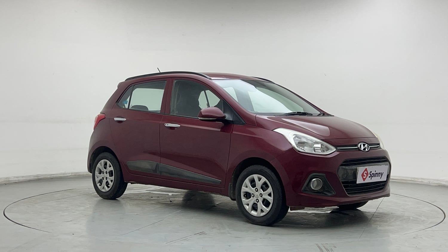 Used 2013 Hyundai Grand i10 Sportz 1.2 Kappa VTVT Petrol Manual exterior RIGHT FRONT CORNER VIEW