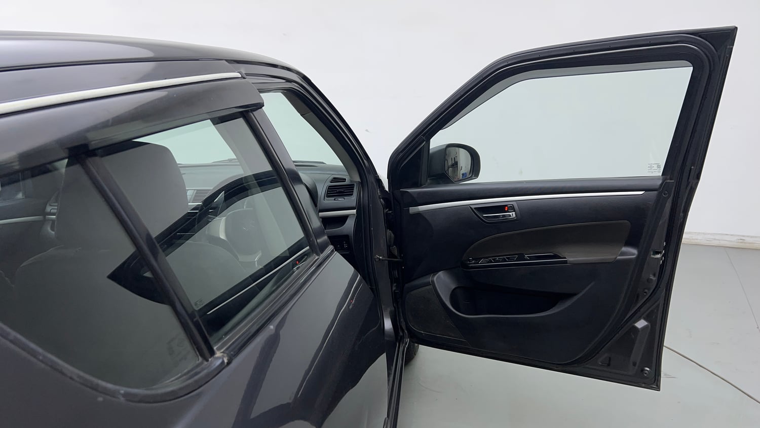 Used 2016 Maruti Suzuki Swift VXi Petrol Manual interior RIGHT FRONT DOOR OPEN VIEW