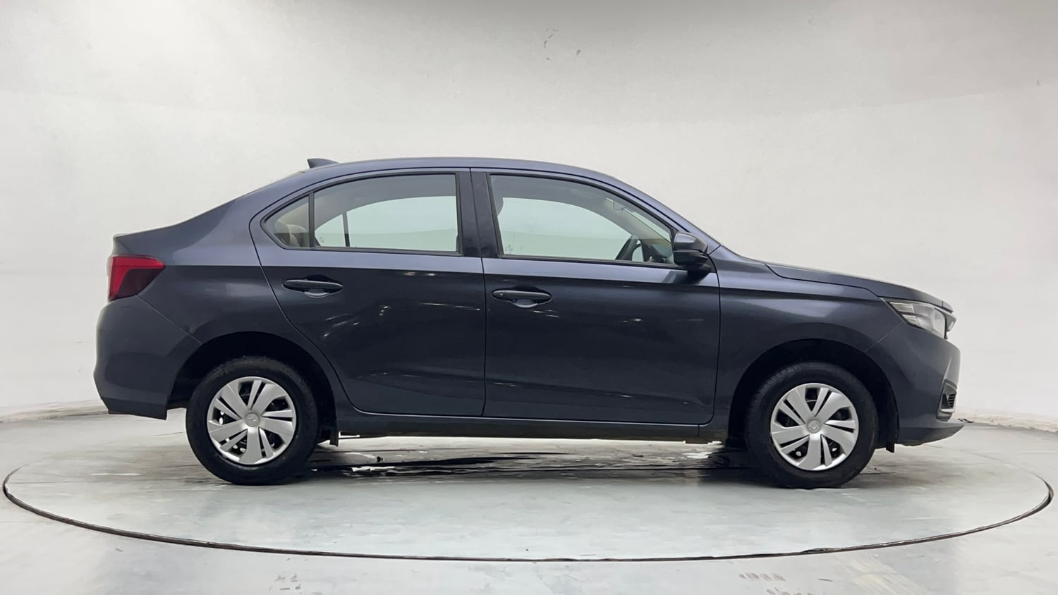Used 2022 Honda Amaze S MT 1.2 Petrol Petrol Manual exterior RIGHT SIDE VIEW