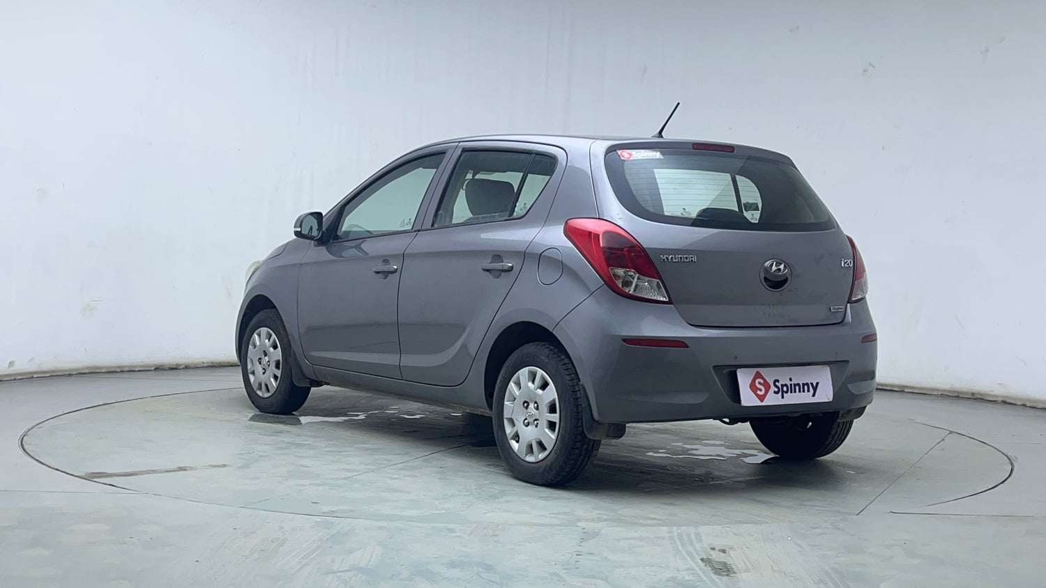 Used 2014 Hyundai i20 Magna 1.2 Petrol Manual exterior LEFT REAR CORNER VIEW